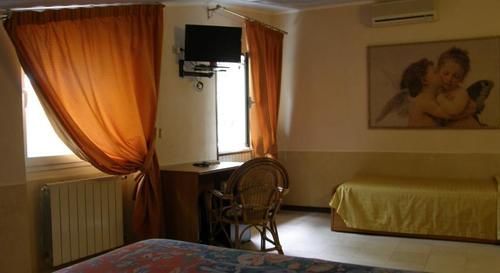 Hotel Luciana Marina di Massa Εξωτερικό φωτογραφία